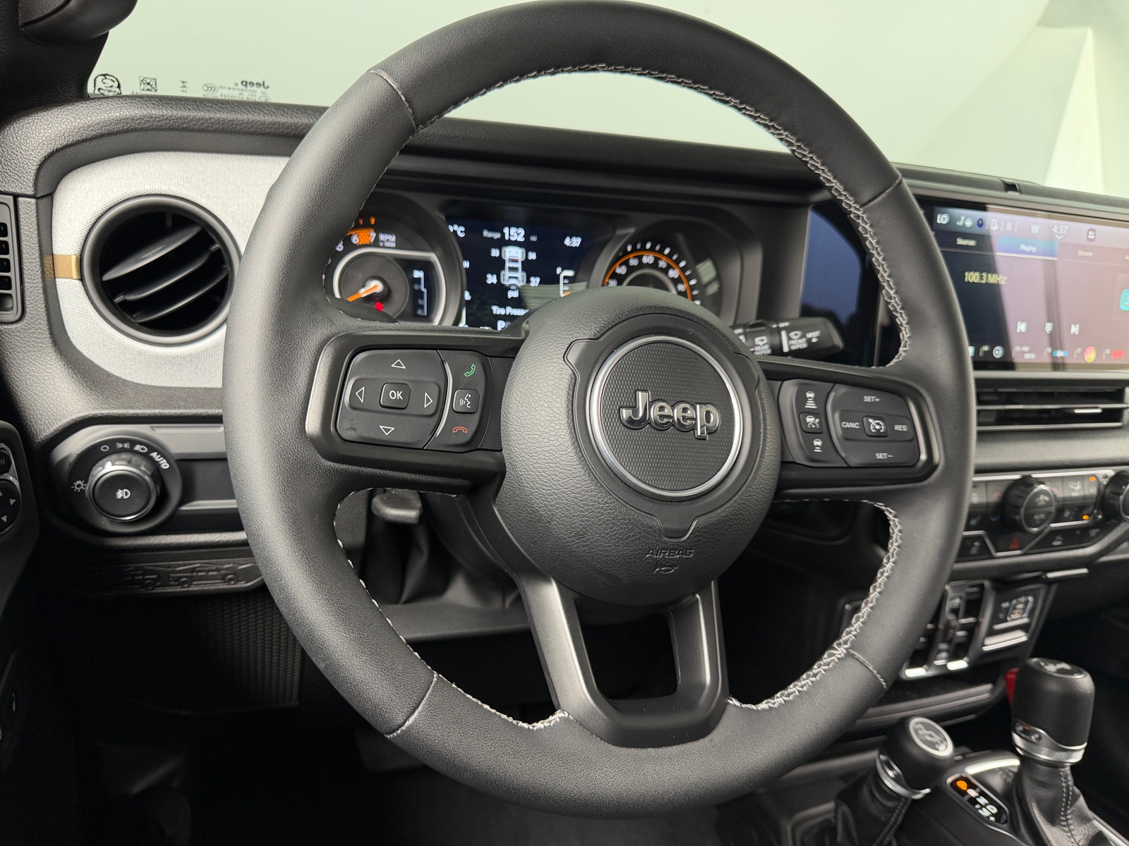 Thumbnail: 2025 Jeep Wrangler - 5