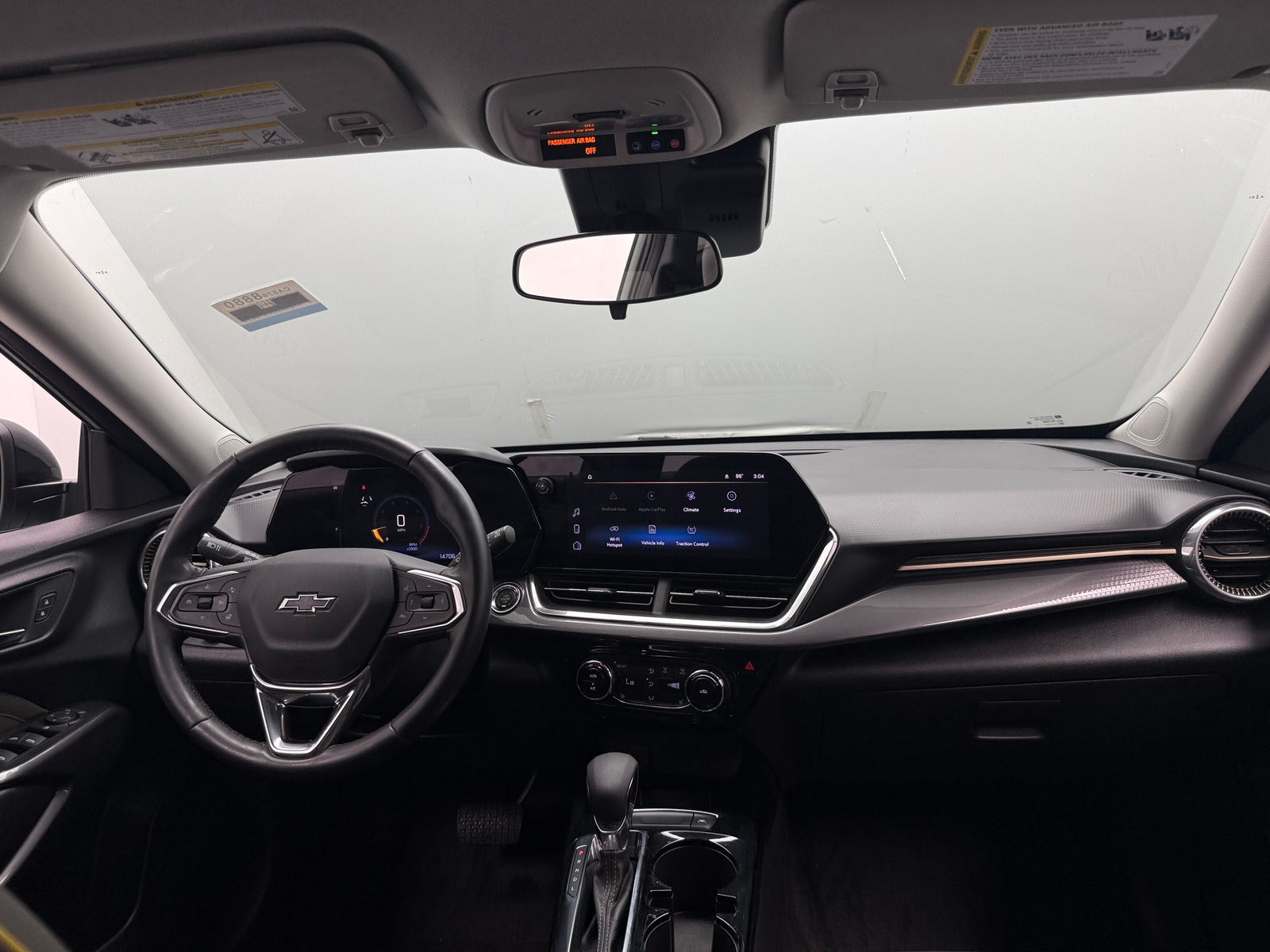 Thumbnail: 2025 Chevrolet Trax - 2
