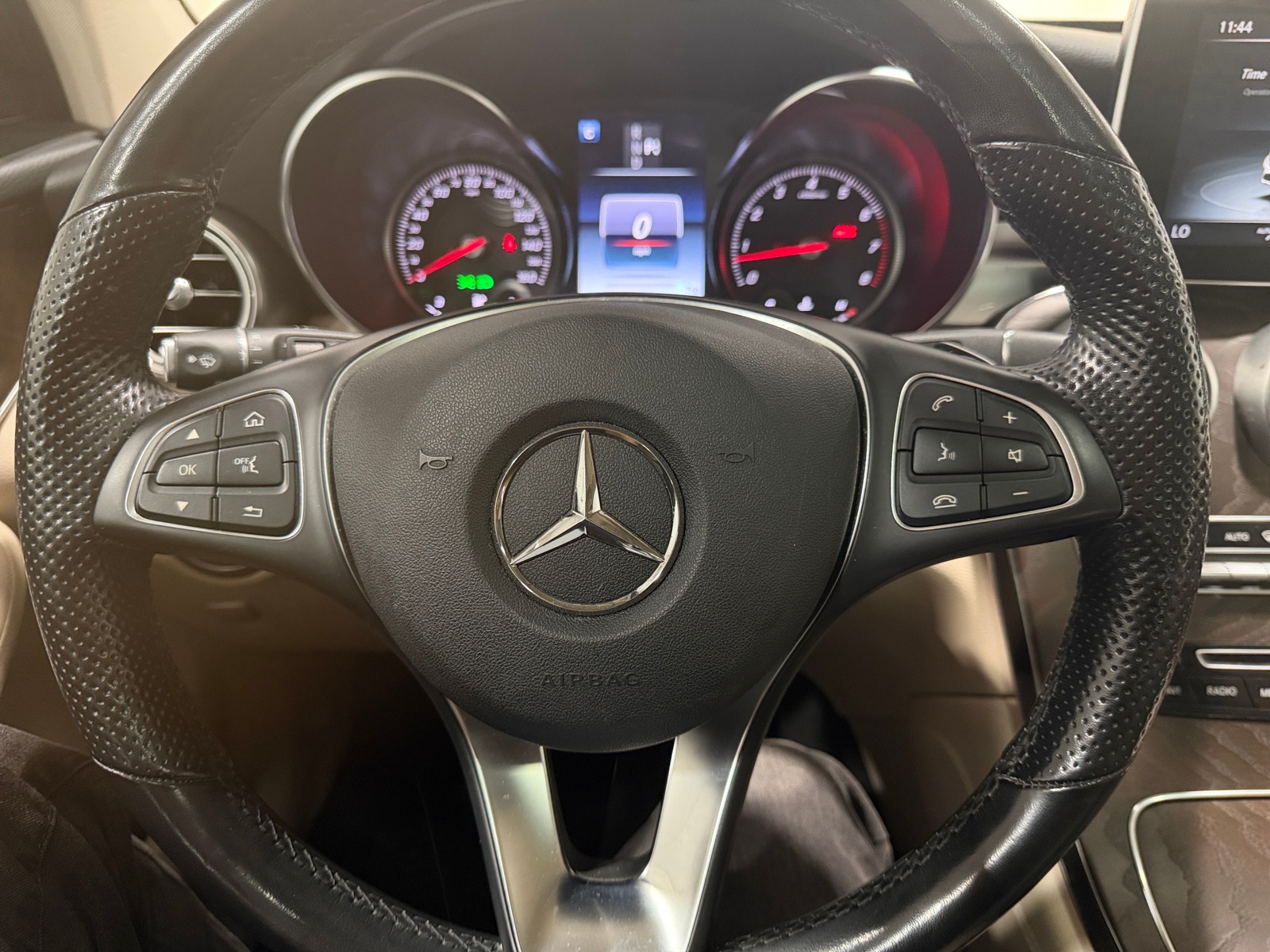 Thumbnail: 2019 Mercedes-Benz GLC - 4