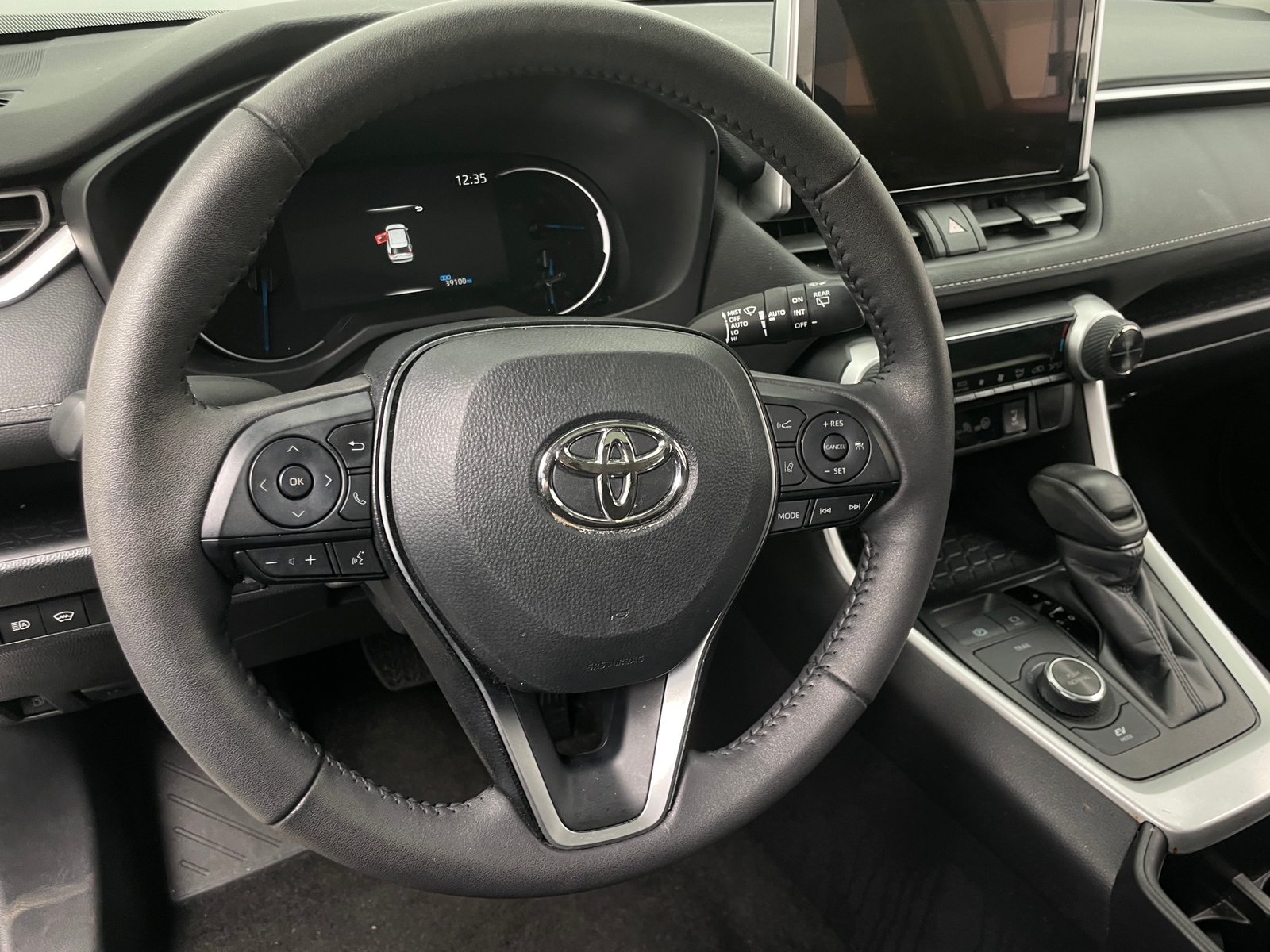 Thumbnail: 2024 Toyota RAV4 - 5