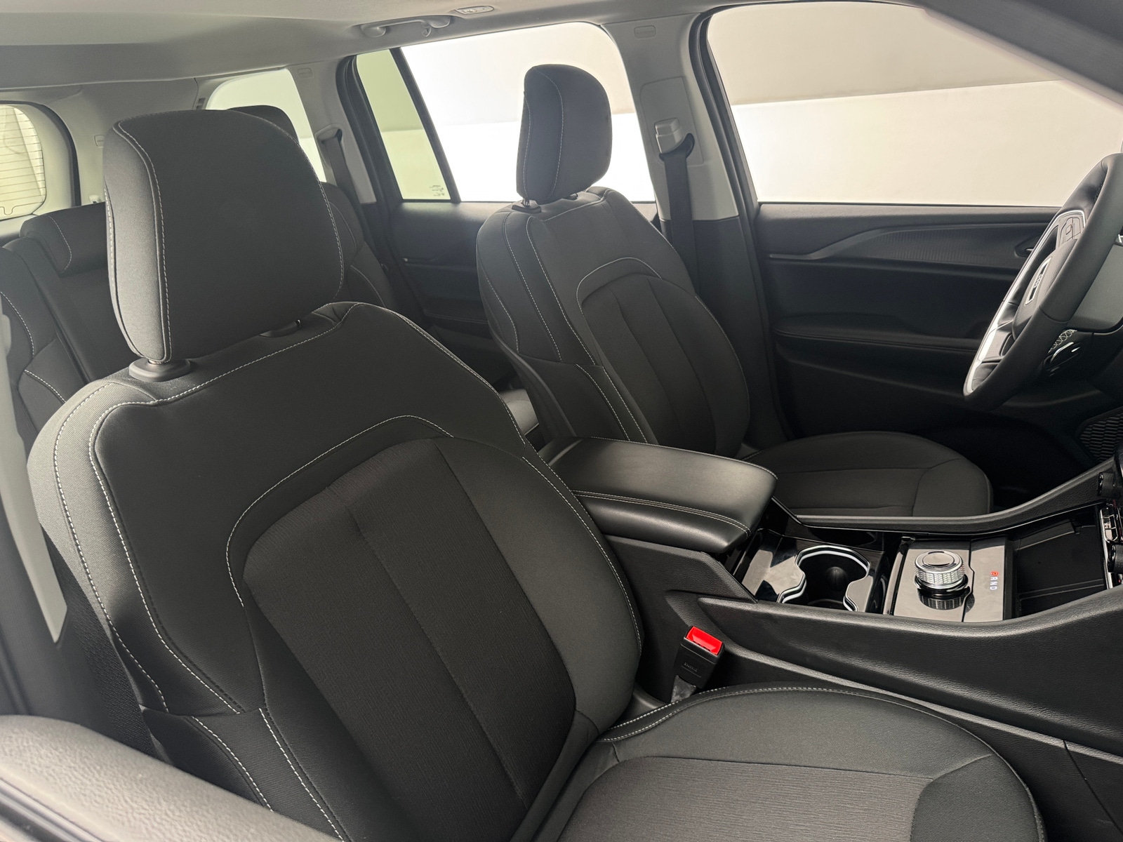Thumbnail: 2023 Jeep Grand Cherokee - 2