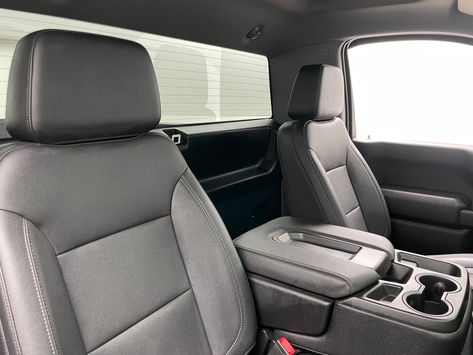 Thumbnail: 2022 GMC Sierra 1500 - 2