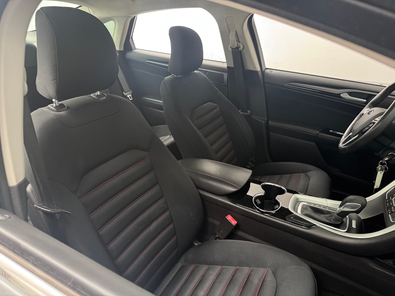 Thumbnail: 2016 Ford Fusion - 2