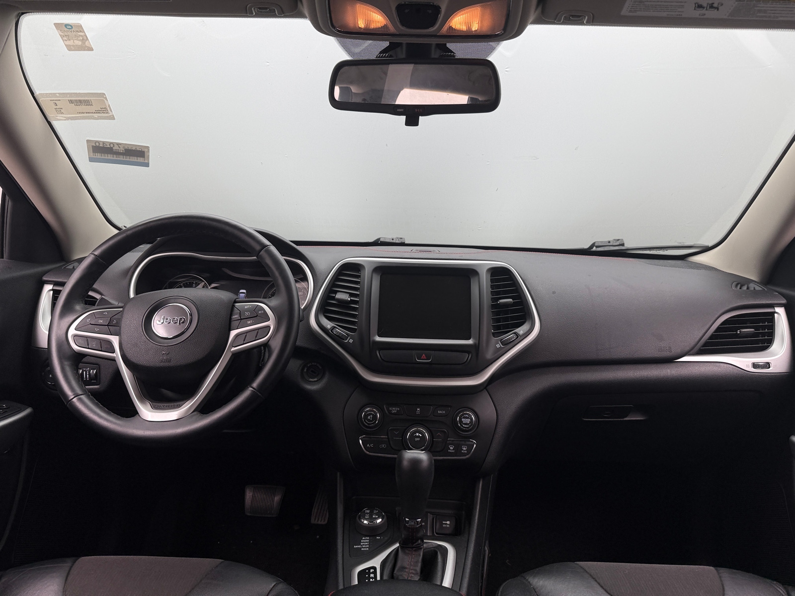 Thumbnail: 2017 Jeep Cherokee - 3