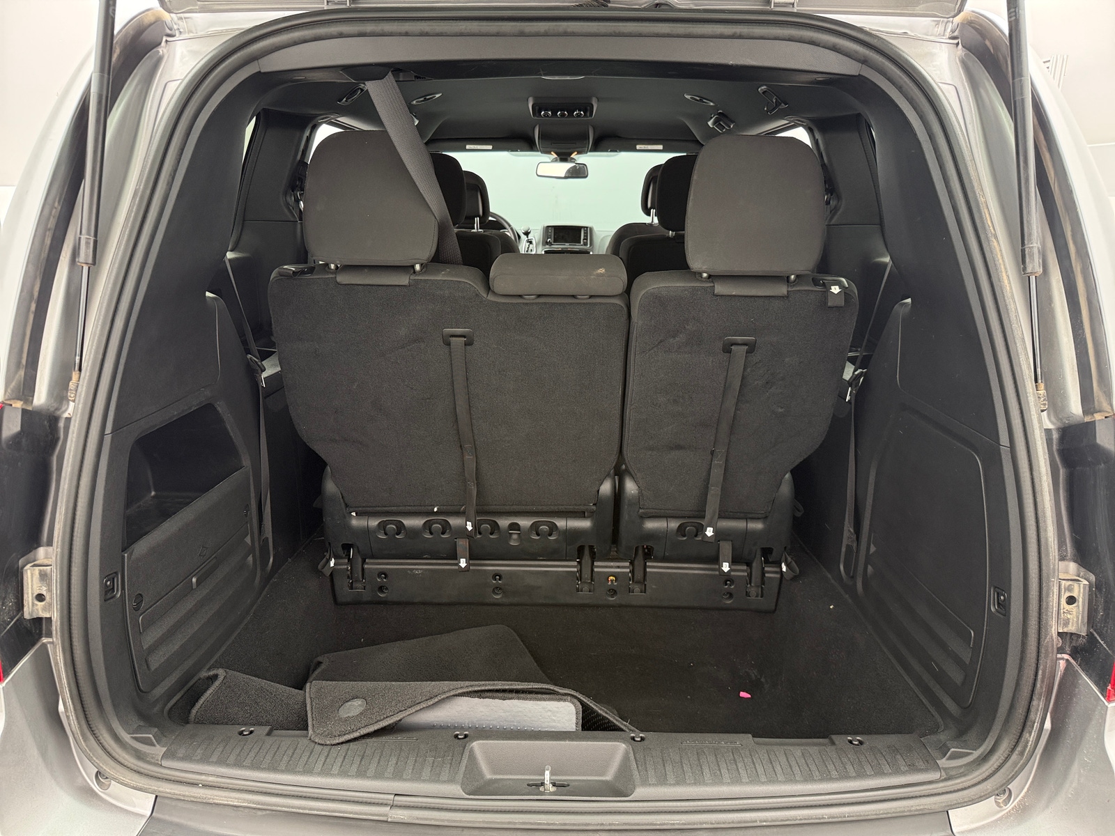 Thumbnail: 2018 Dodge Grand Caravan - 7