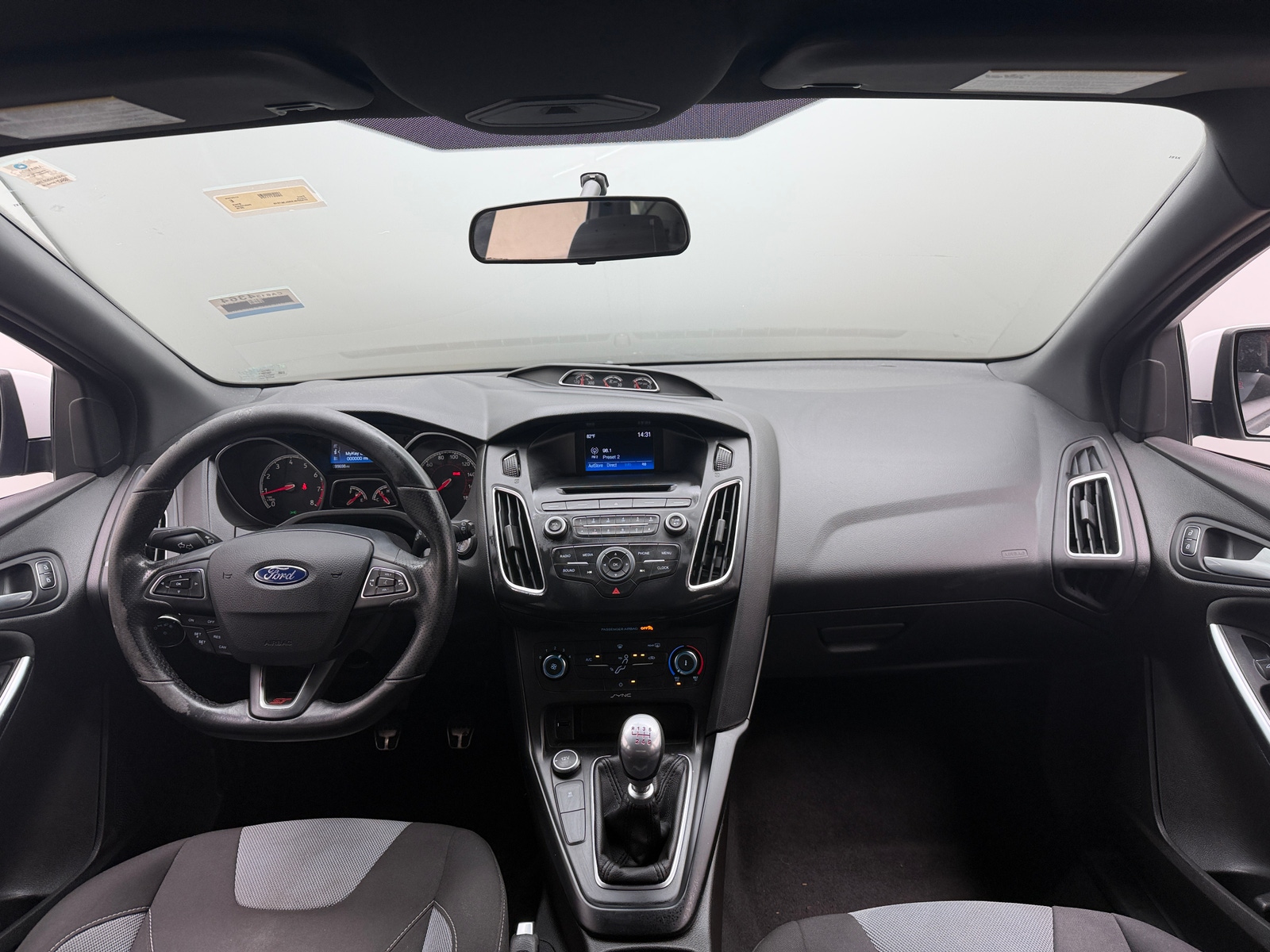 Thumbnail: 2016 Ford Focus - 3