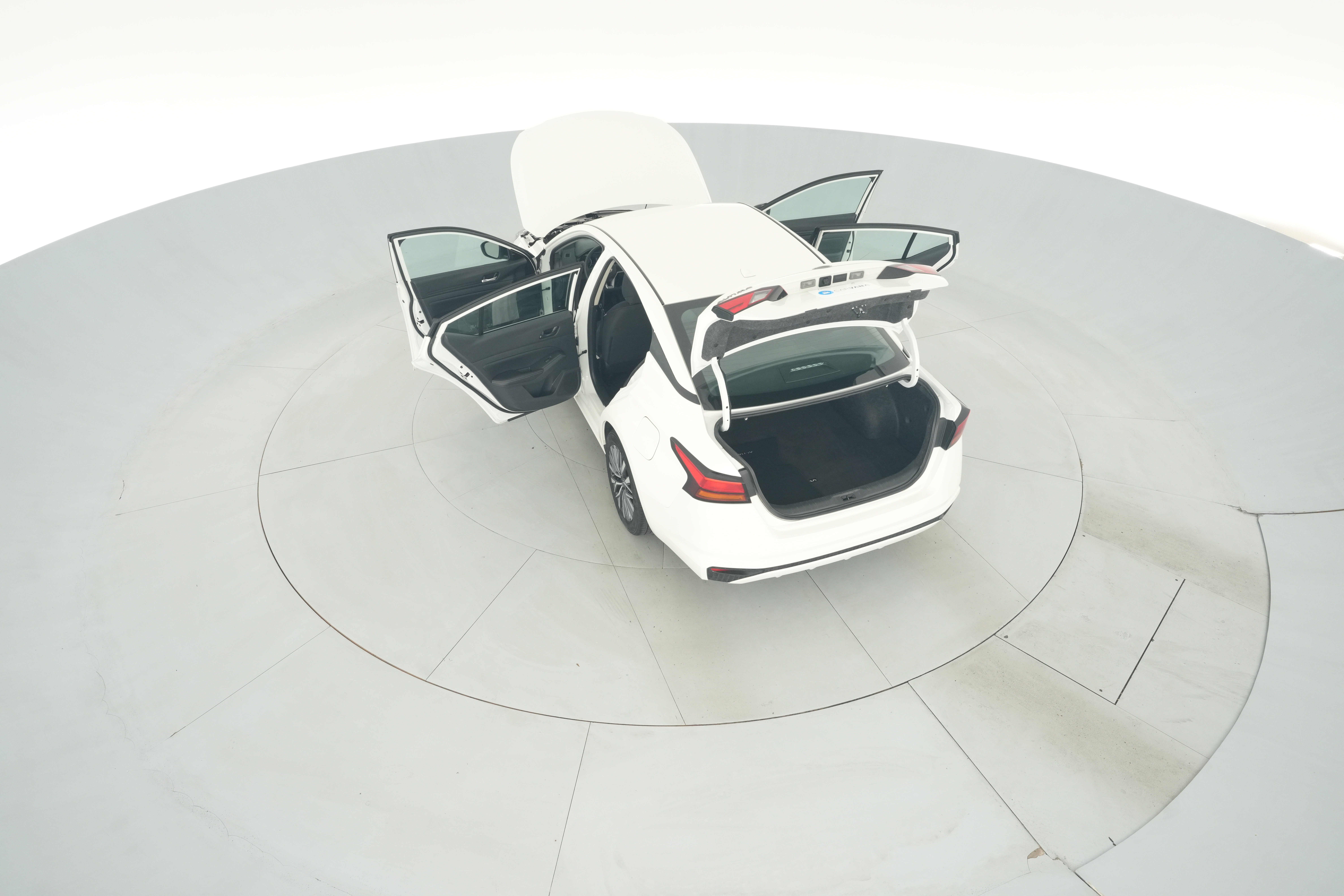 2025 Nissan Altima SV - Photo 41