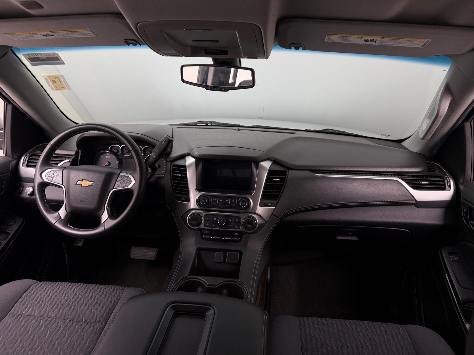 Thumbnail: 2017 Chevrolet Tahoe - 3
