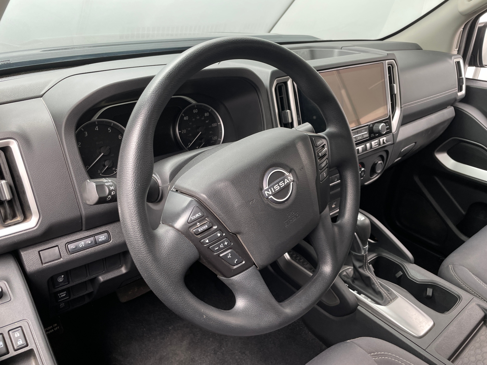 Thumbnail: 2025 Nissan Frontier - 5