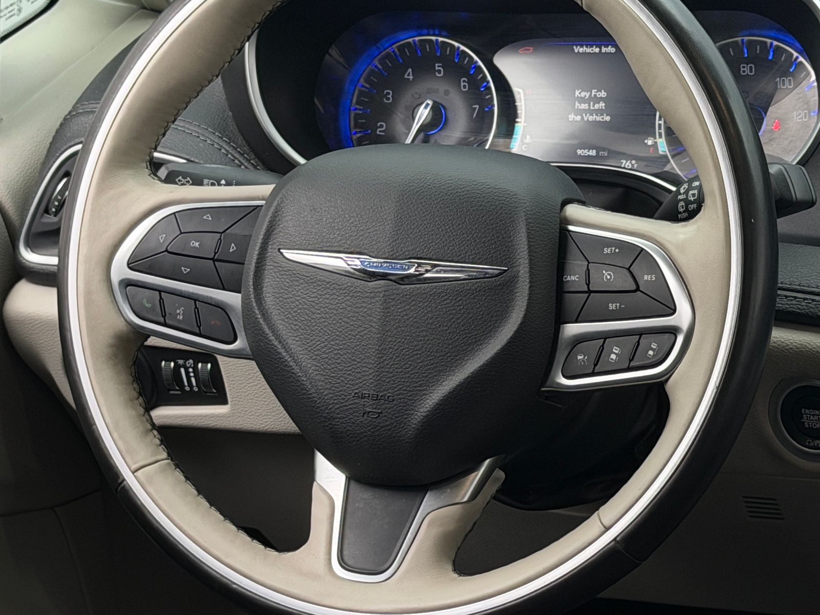 Thumbnail: 2020 Chrysler Pacifica - 4