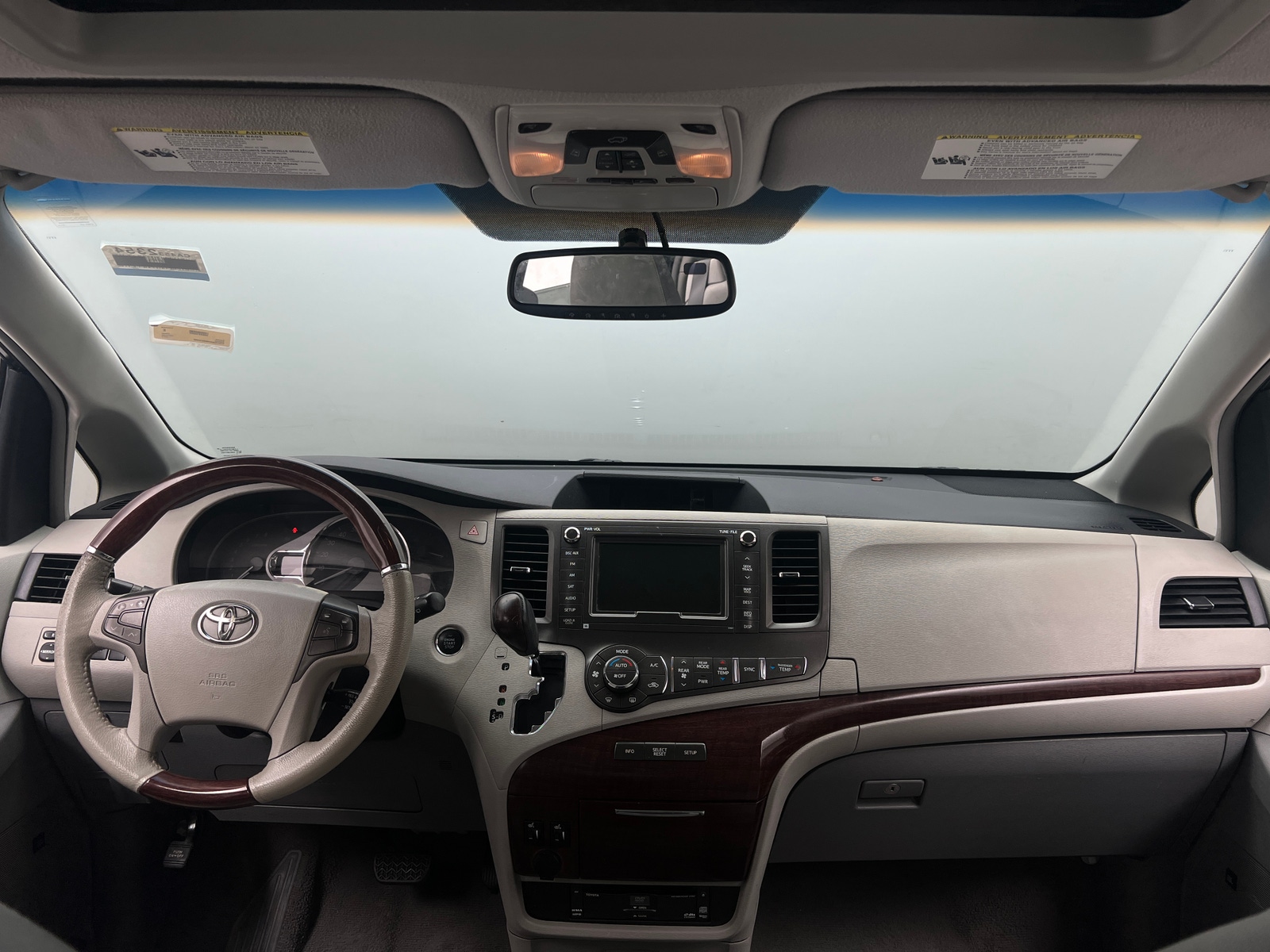 Thumbnail: 2011 Toyota Sienna - 2