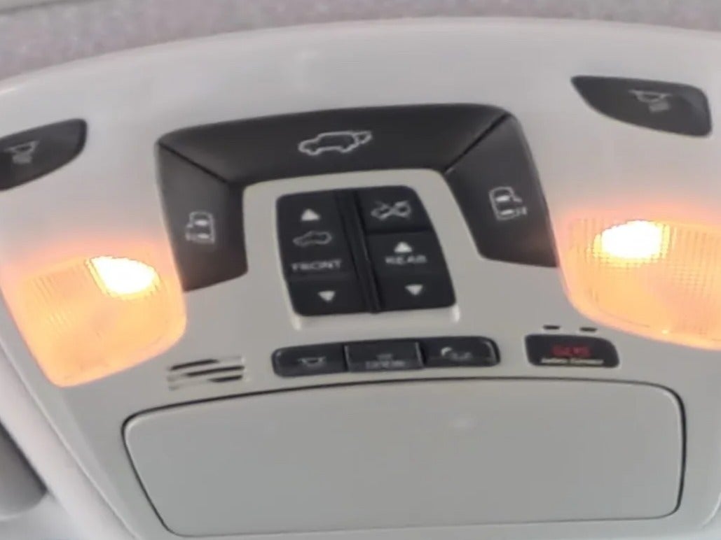 2011 Toyota Sienna Limited - Photo 21
