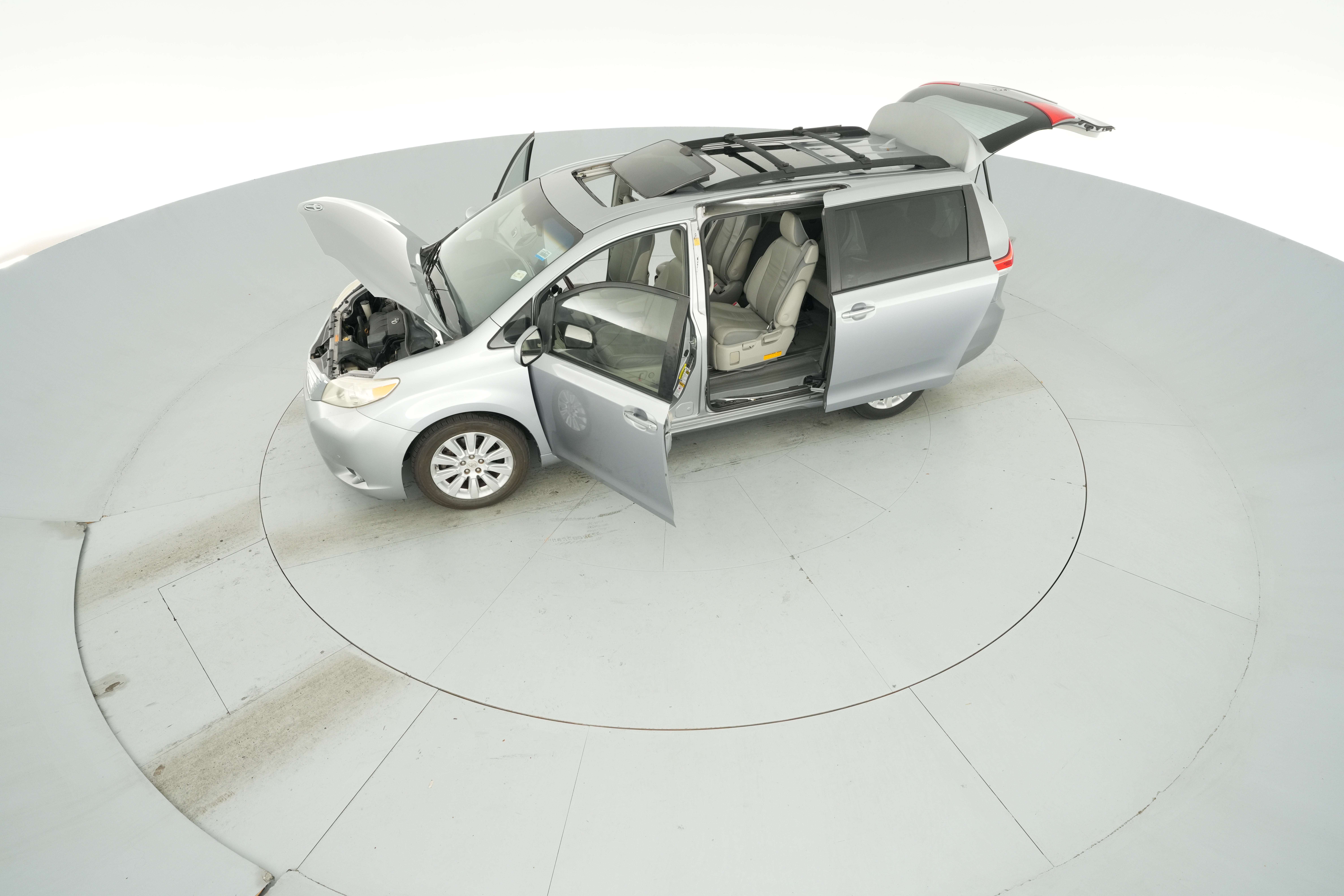 2011 Toyota Sienna Limited - Photo 44
