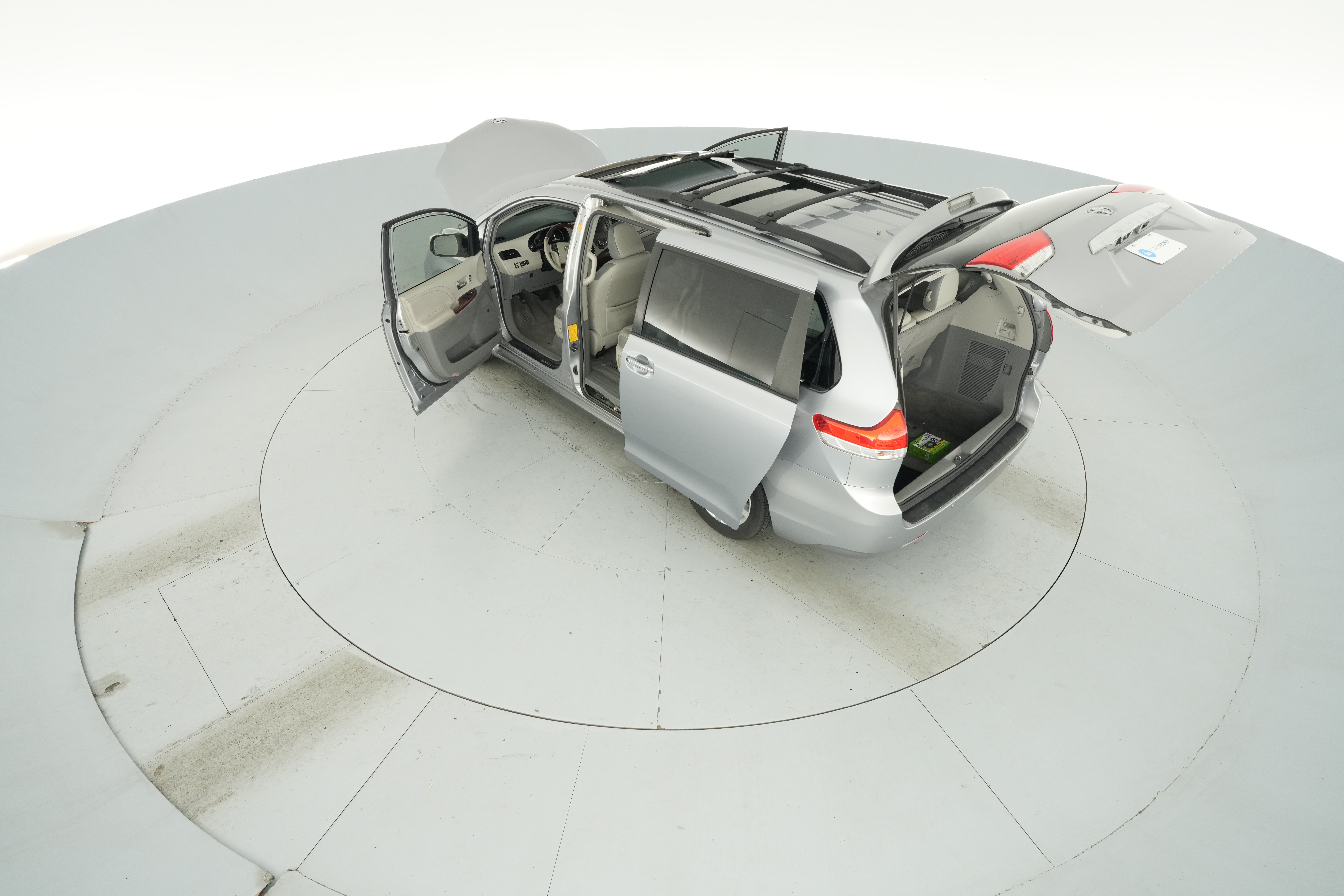2011 Toyota Sienna Limited - Photo 47