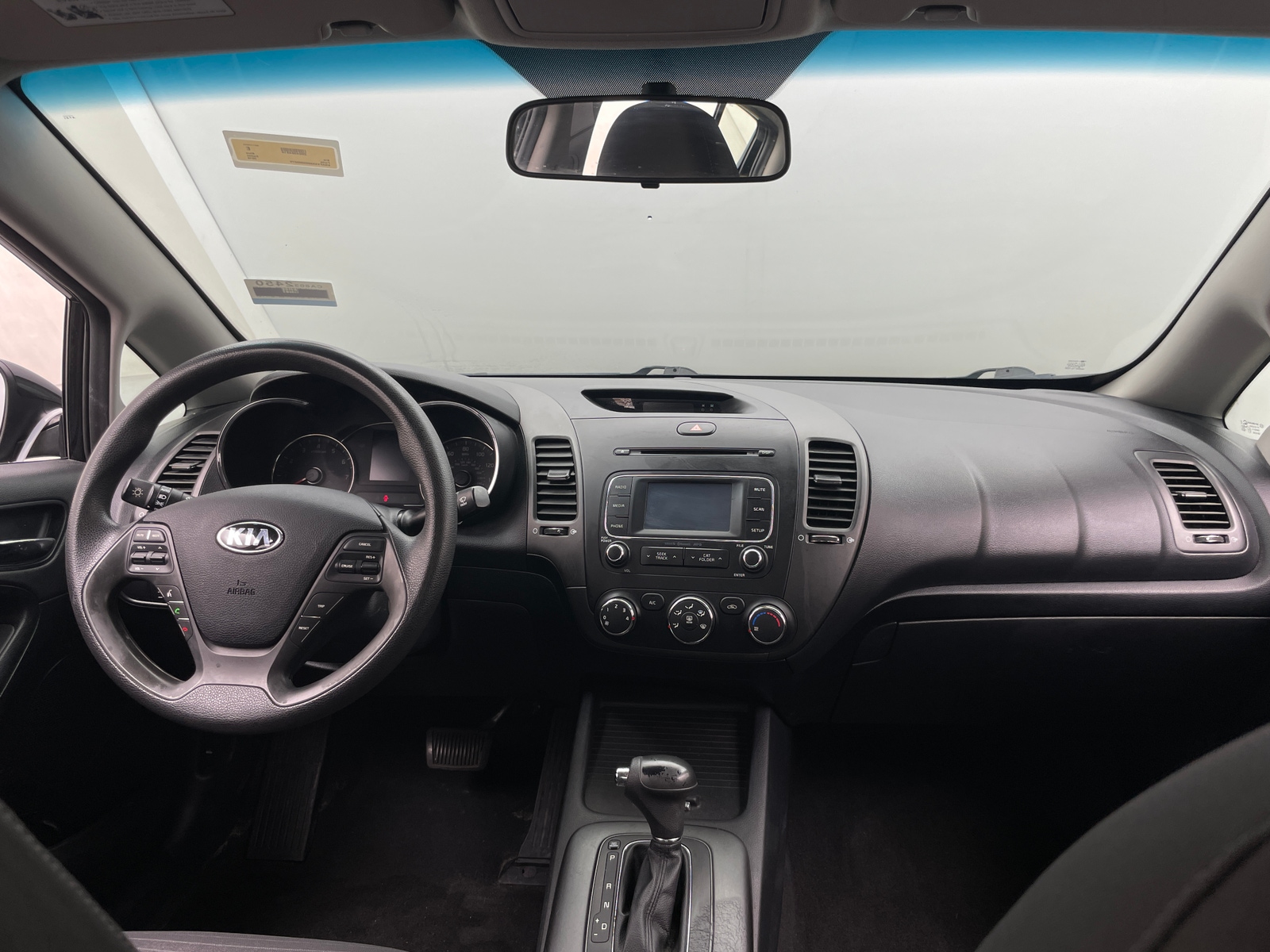 Thumbnail: 2016 Kia Forte - 3