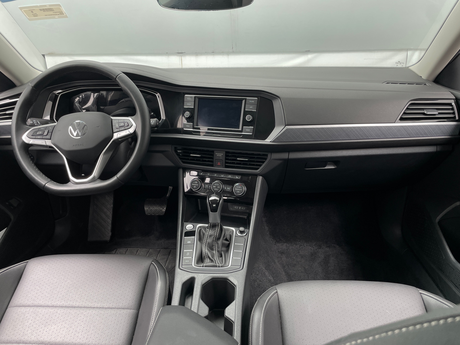 Thumbnail: 2023 Volkswagen Jetta - 2