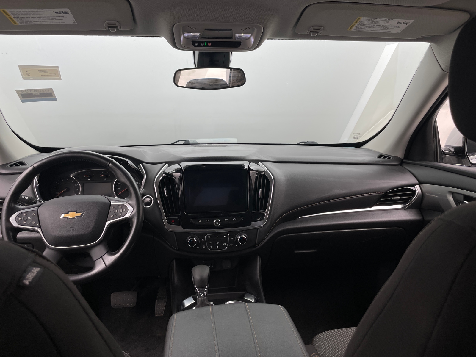 Thumbnail: 2021 Chevrolet Traverse - 3