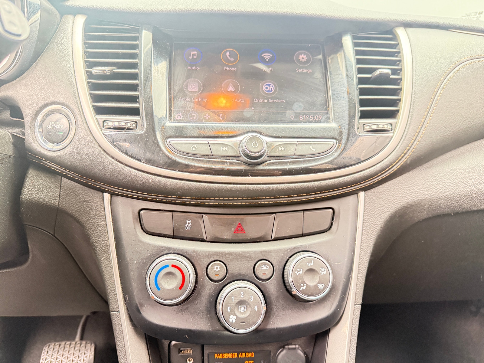 Thumbnail: 2020 Chevrolet Trax - 3