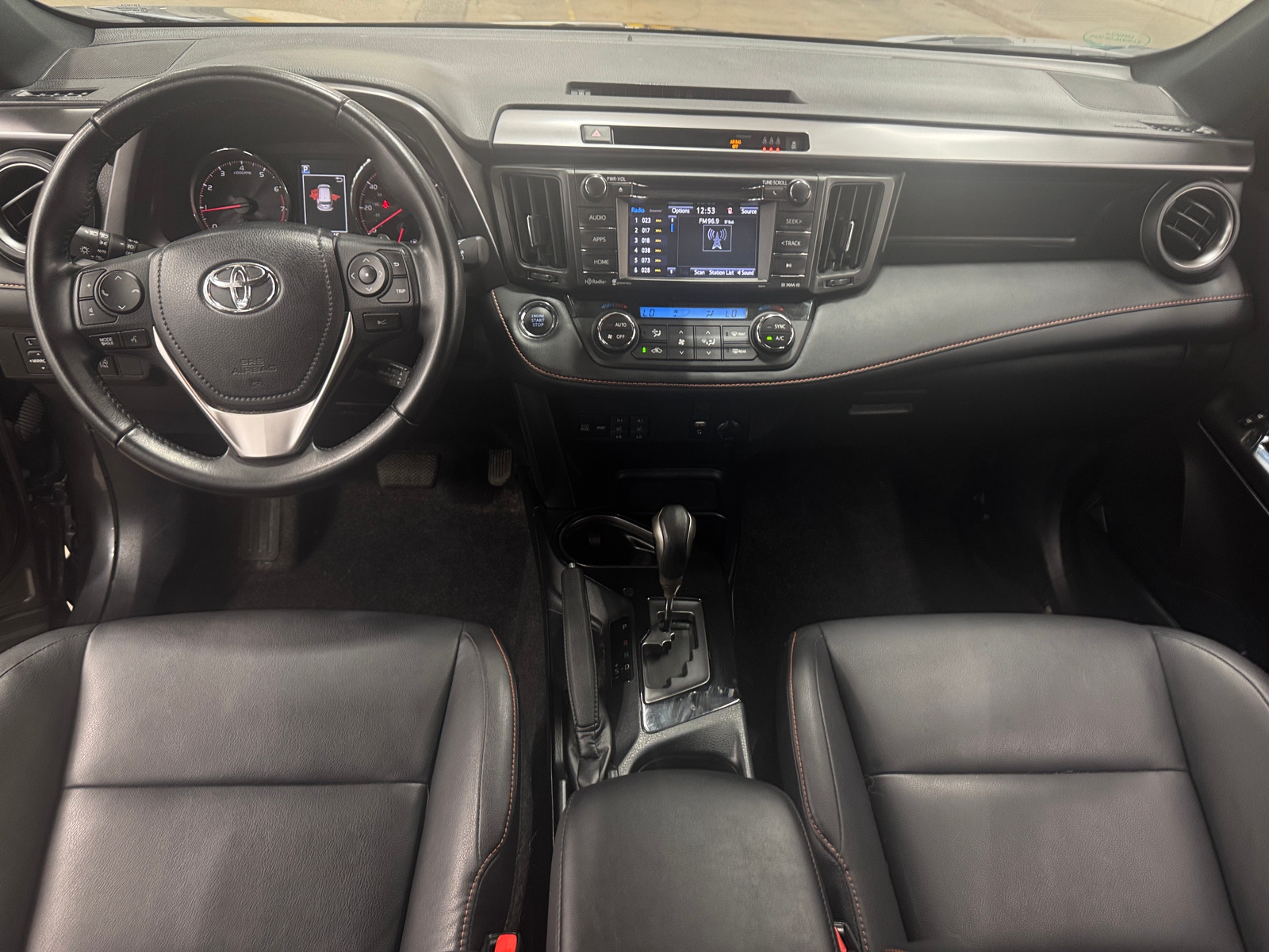 Thumbnail: 2018 Toyota RAV4 - 2