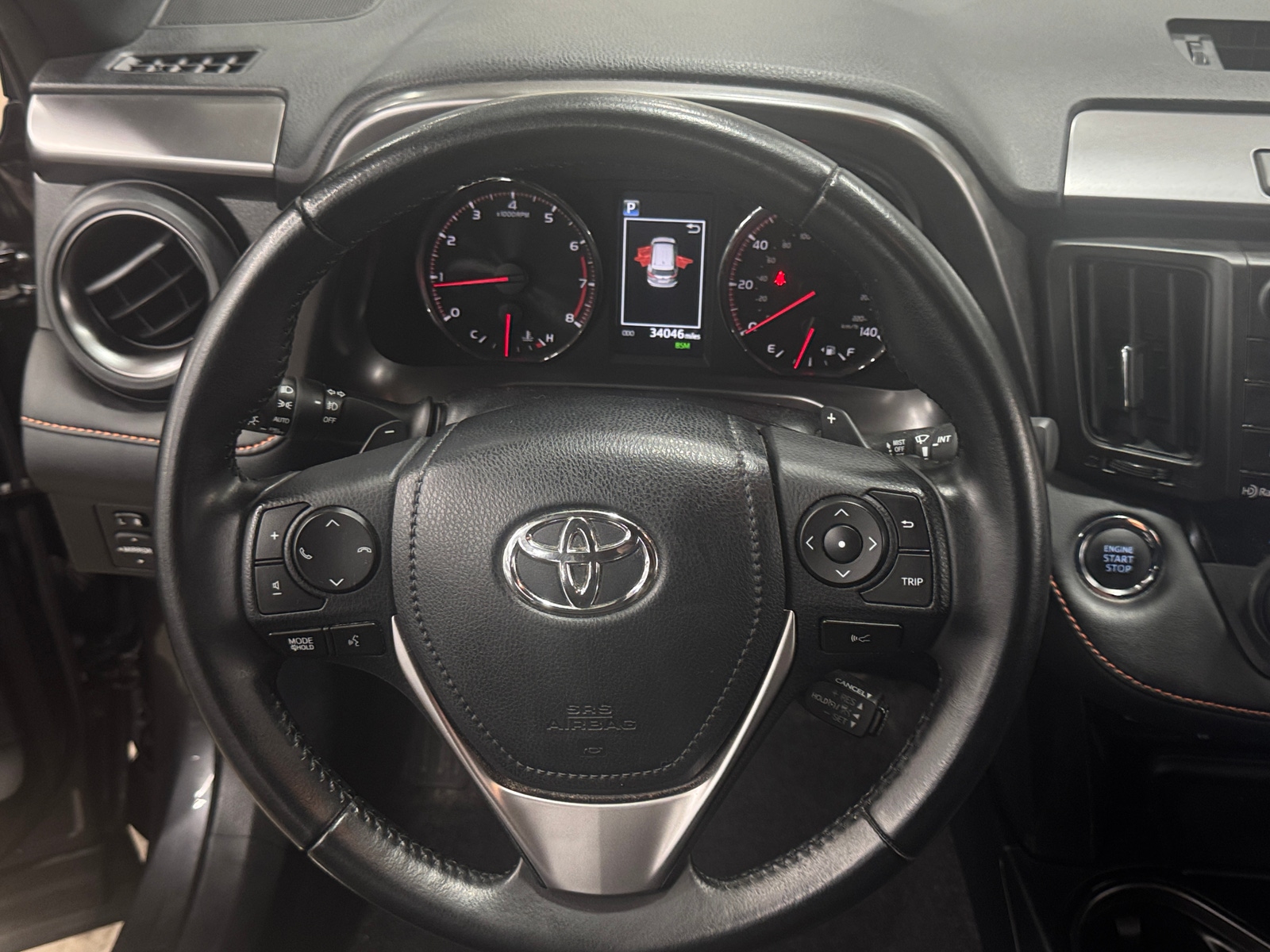 Thumbnail: 2018 Toyota RAV4 - 4