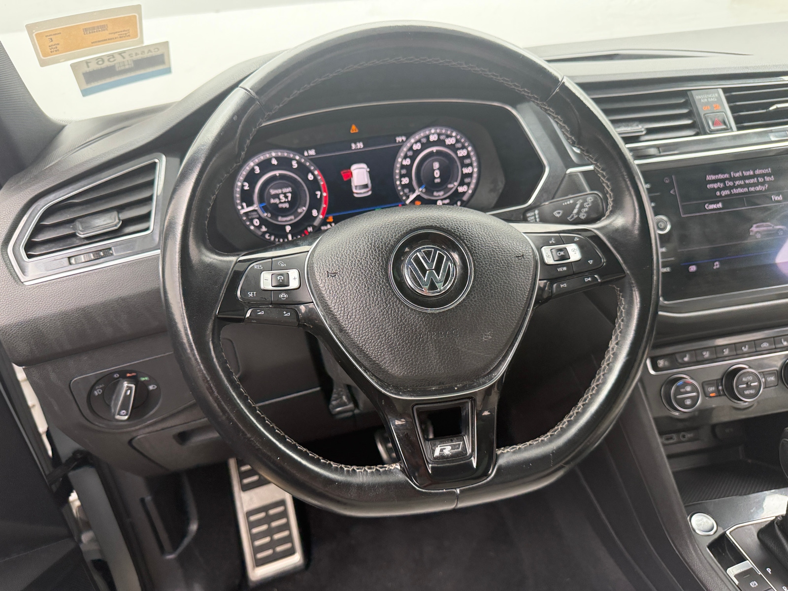 Thumbnail: 2019 Volkswagen Tiguan - 4