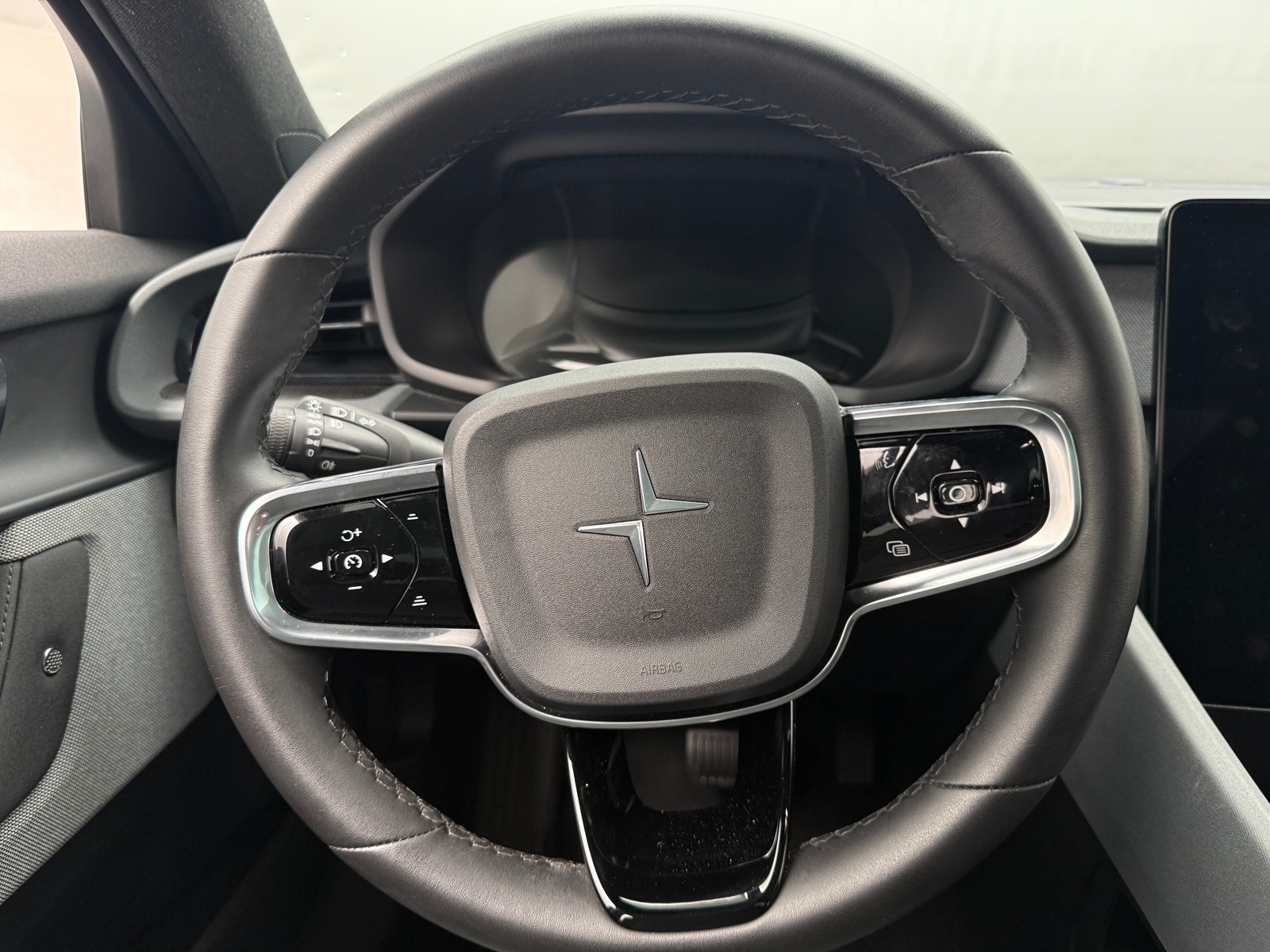 Thumbnail: 2021 Polestar 2 - 5