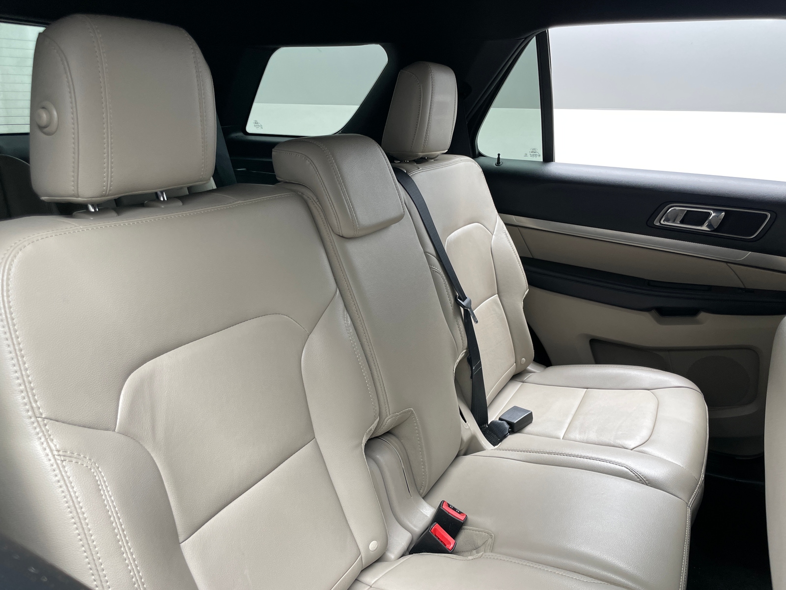 Thumbnail: 2018 Ford Explorer - 5