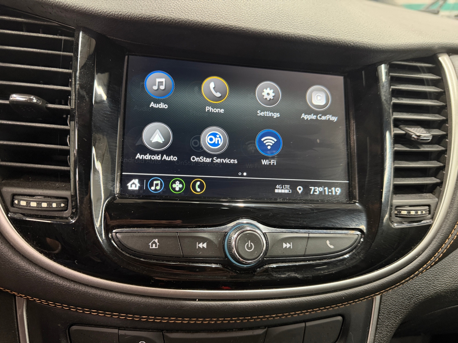 Thumbnail: 2019 Chevrolet Trax - 3