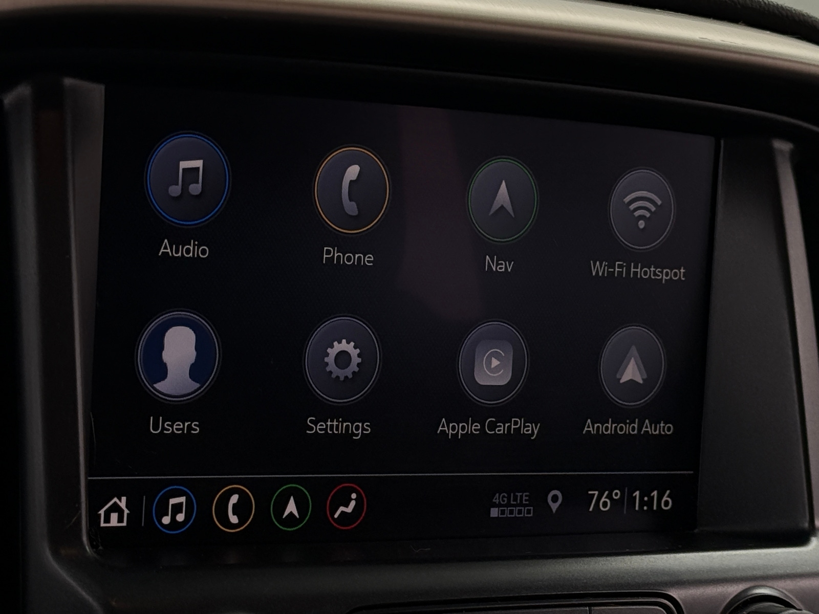 Thumbnail: 2020 GMC Canyon - 3