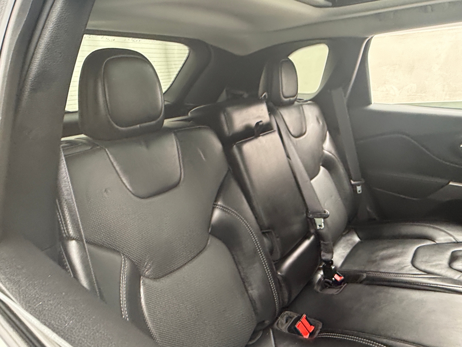 Thumbnail: 2021 Jeep Cherokee - 5