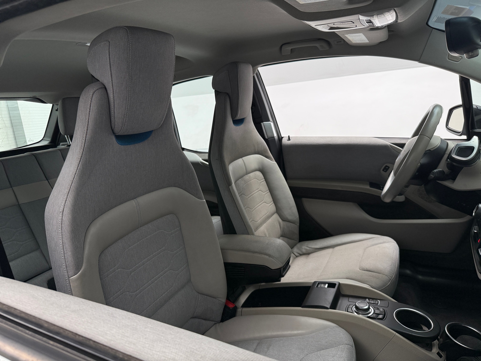 Thumbnail: 2015 BMW i3 - 2