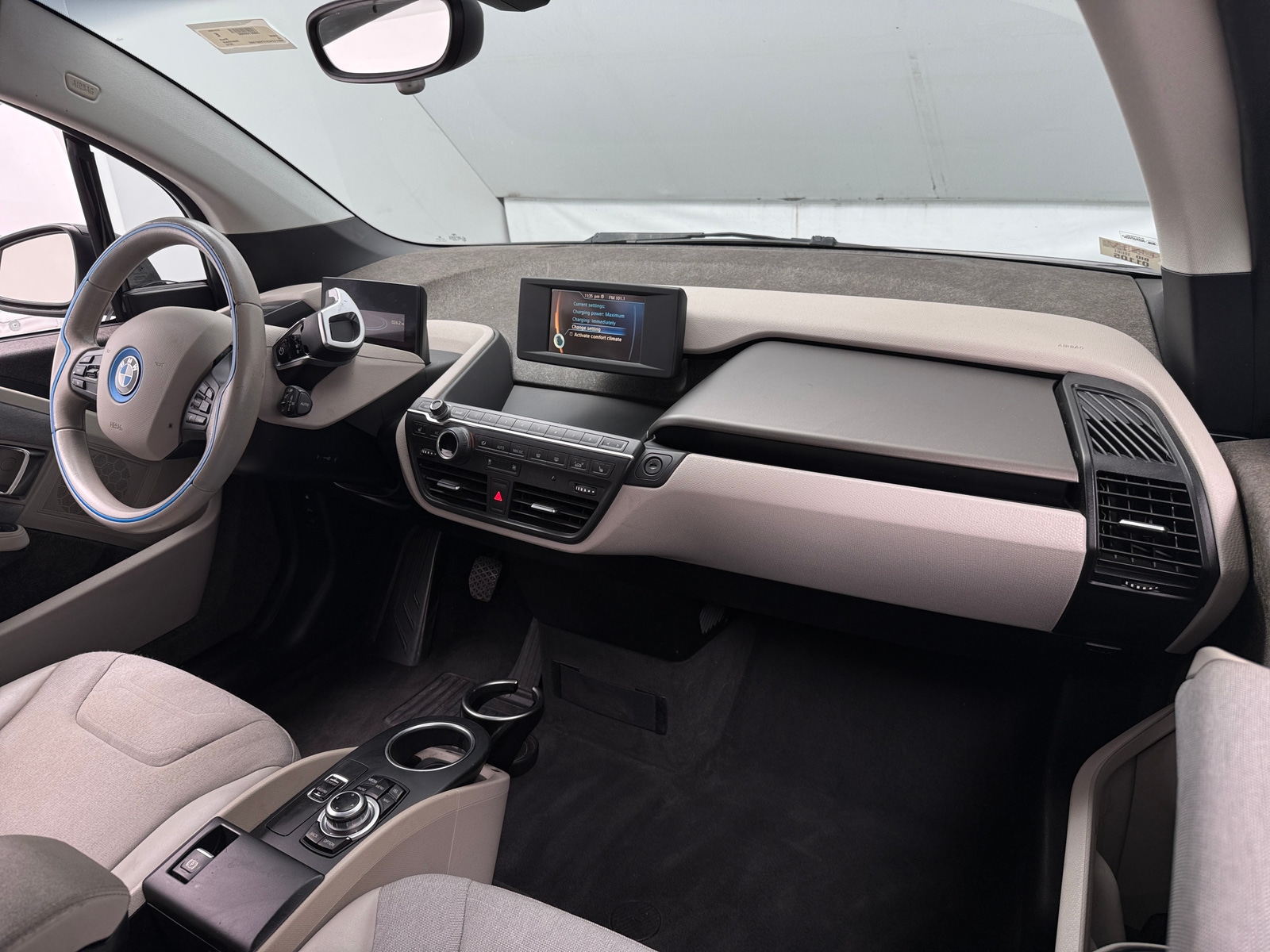 Thumbnail: 2015 BMW i3 - 3
