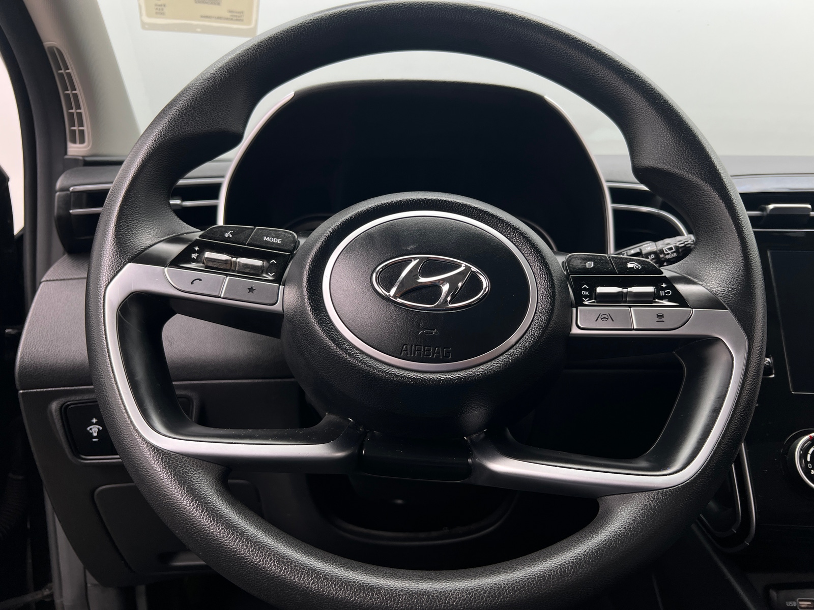 Thumbnail: 2022 Hyundai Tucson - 5