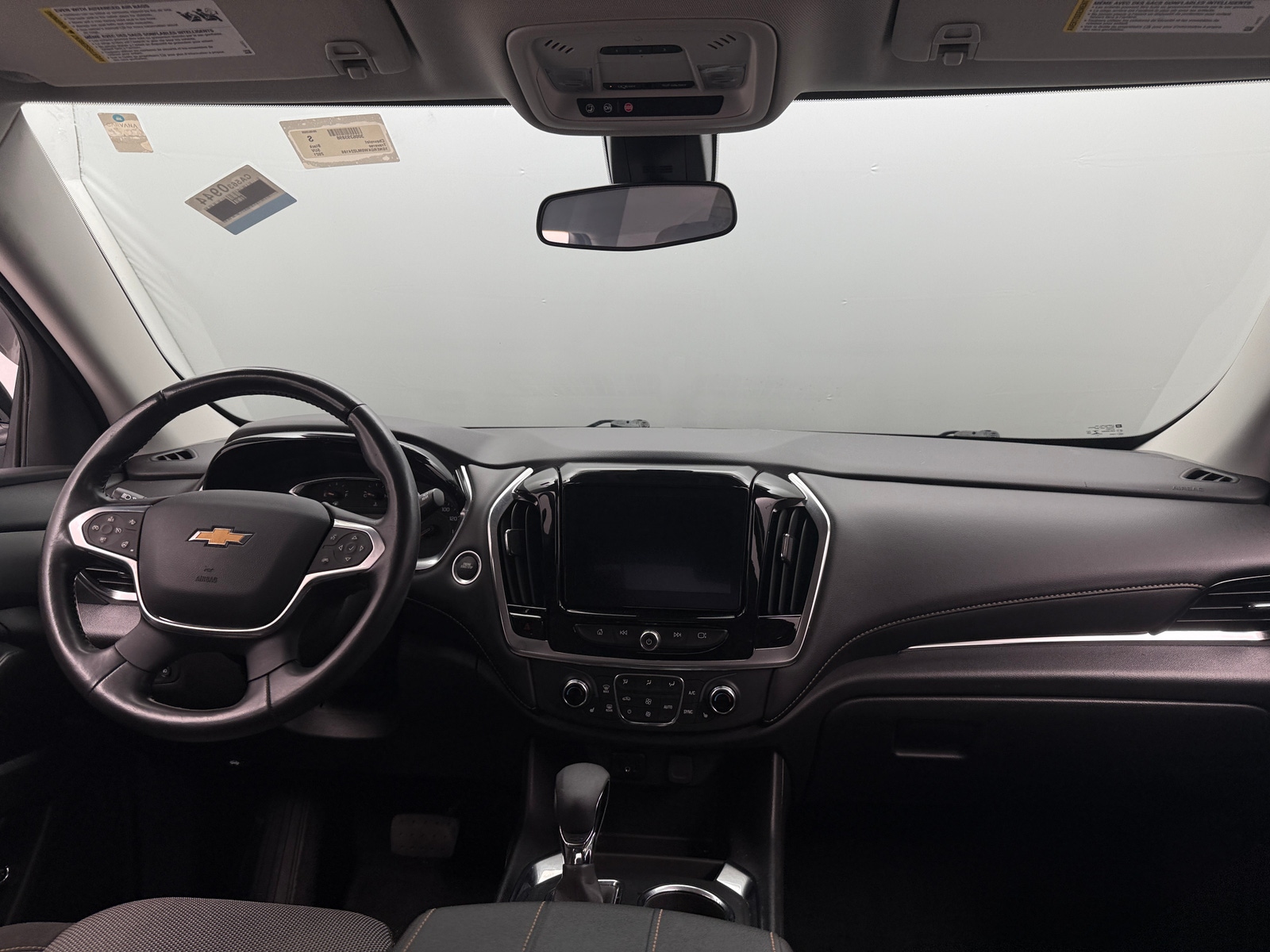 Thumbnail: 2021 Chevrolet Traverse - 3