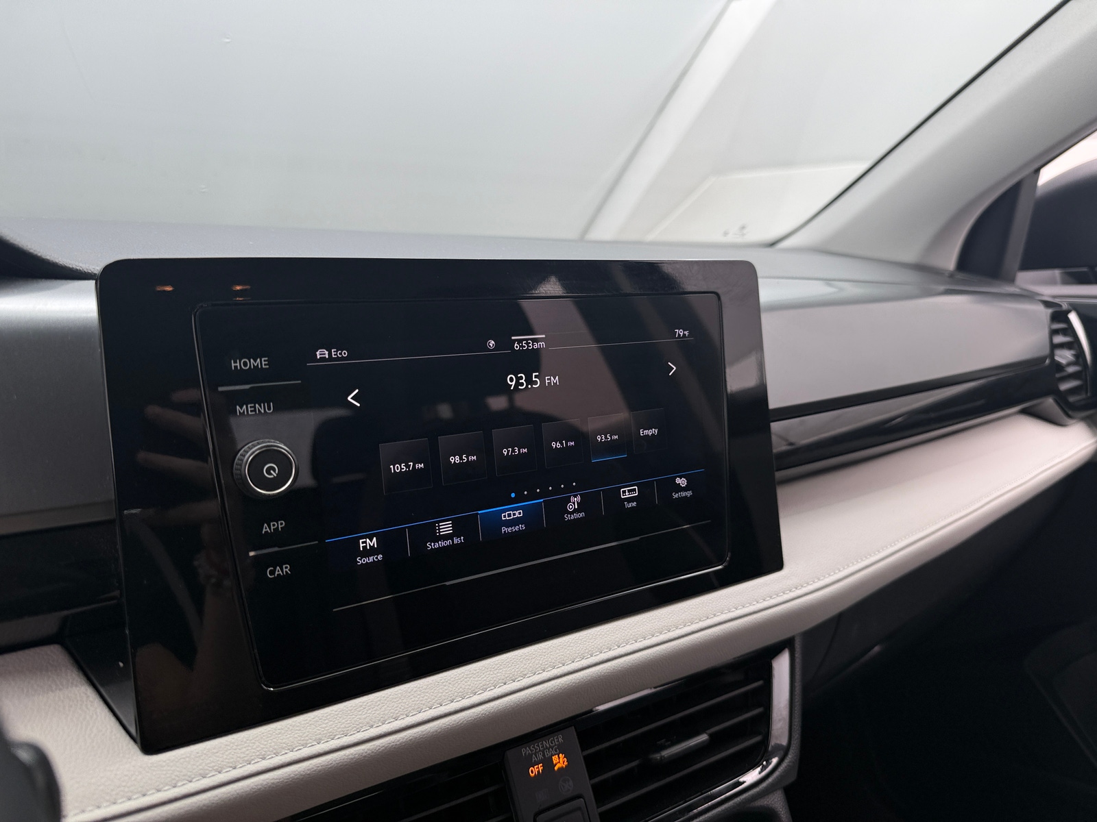 Thumbnail: 2025 Volkswagen Taos - 4