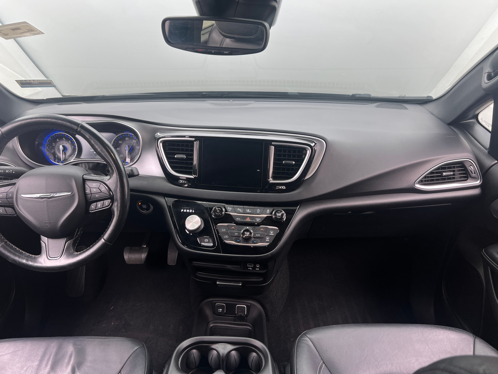 Thumbnail: 2019 Chrysler Pacifica - 2