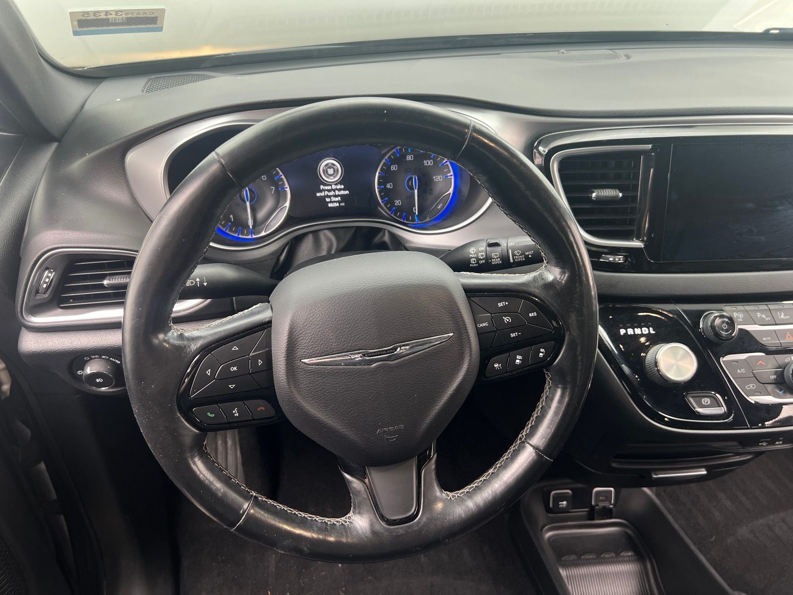 Thumbnail: 2019 Chrysler Pacifica - 4