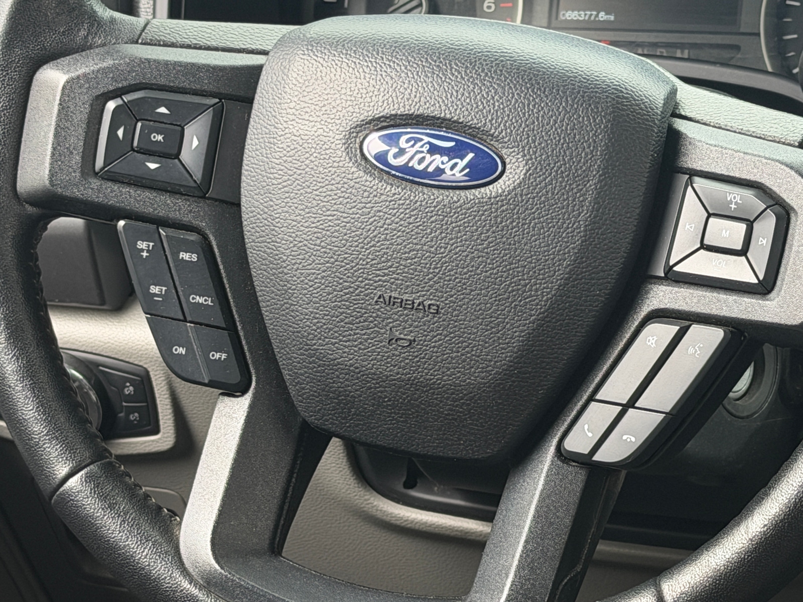 Thumbnail: 2020 Ford Econoline - 5