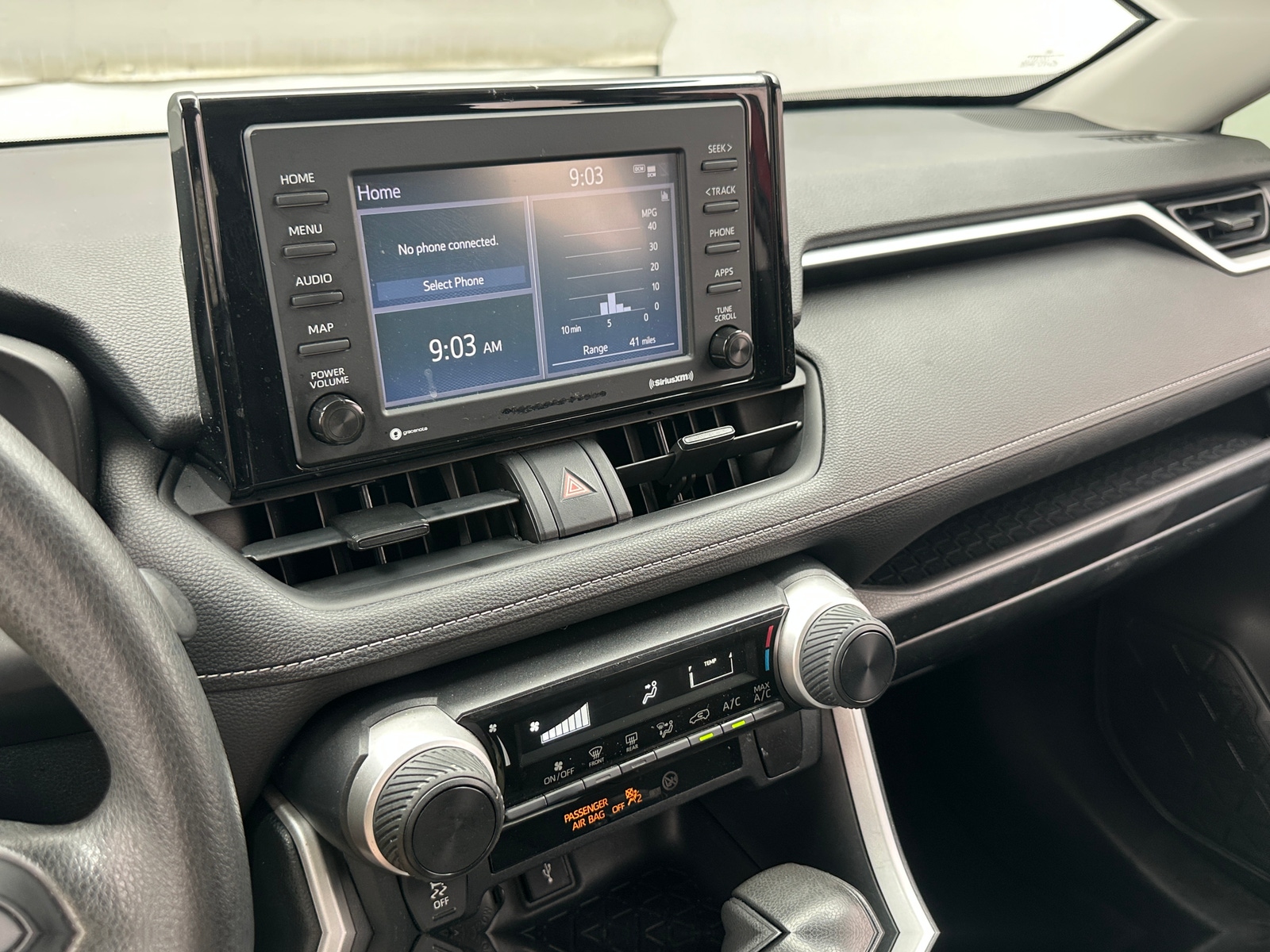 Thumbnail: 2020 Toyota RAV4 - 4