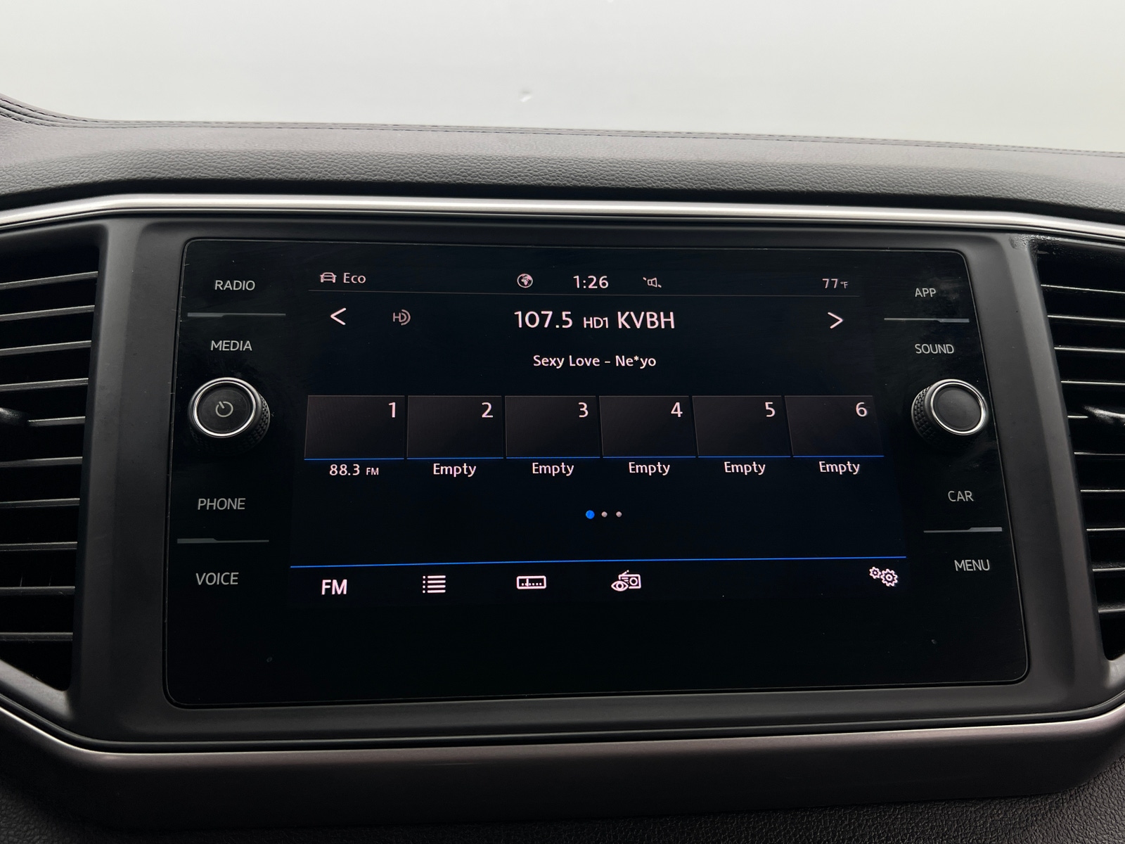 Thumbnail: 2020 Volkswagen Atlas - 3