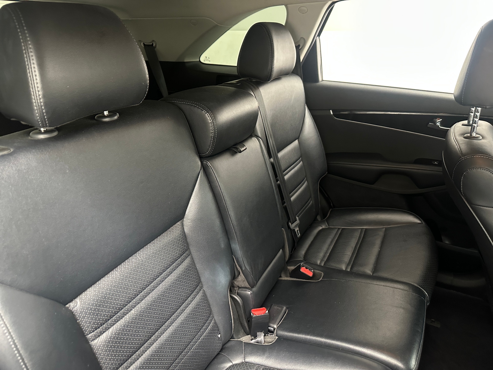 Thumbnail: 2019 Kia Sorento - 5
