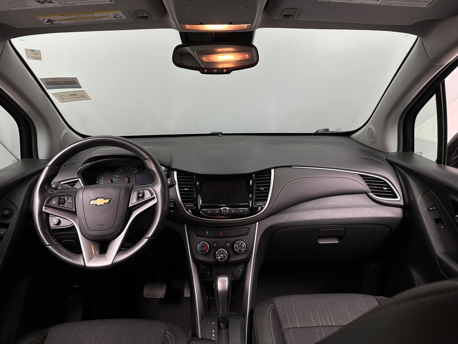 Thumbnail: 2022 Chevrolet Trax - 2