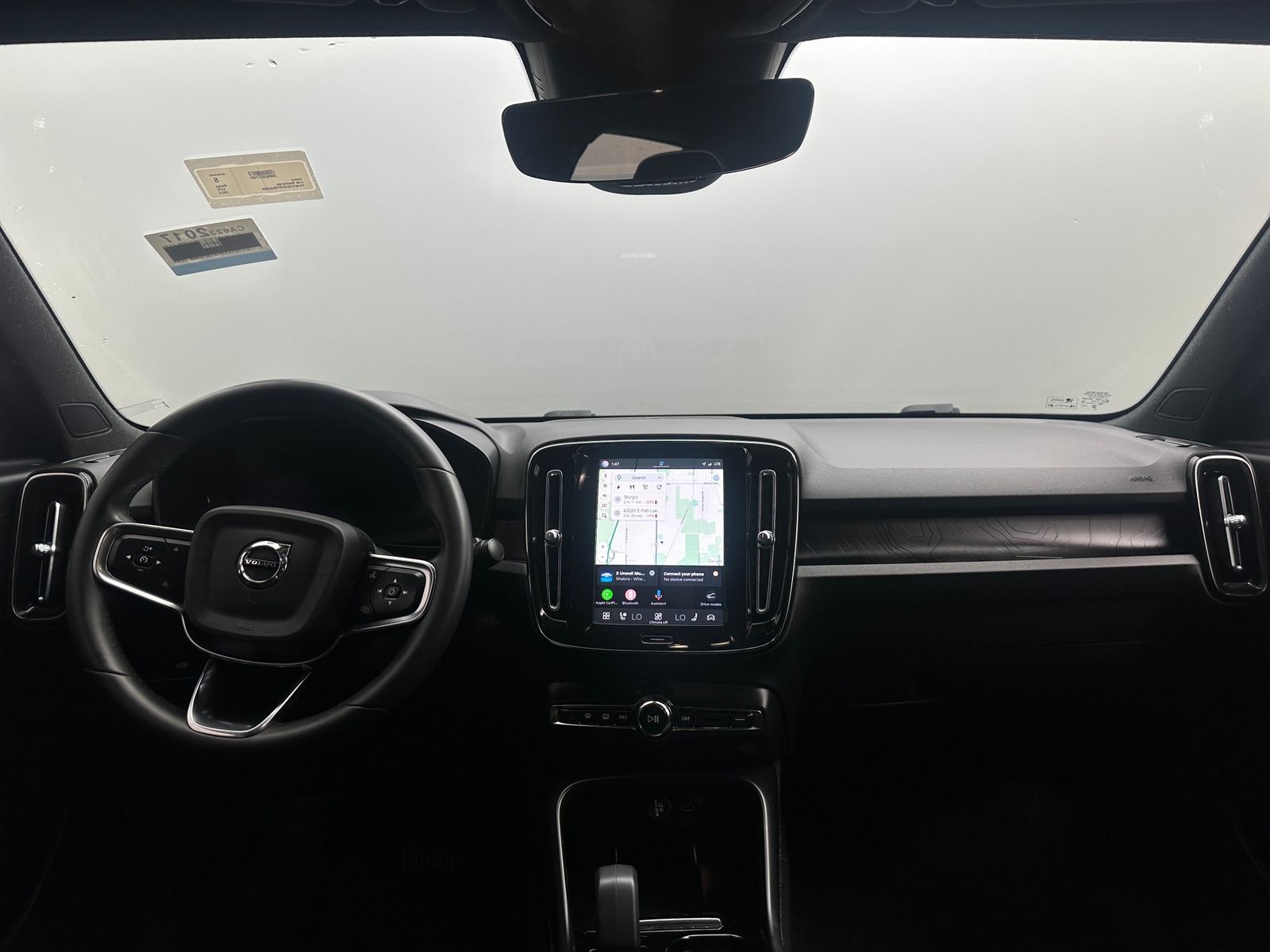 Thumbnail: 2023 Volvo C40 - 2