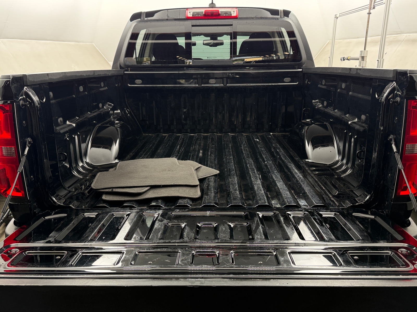 Thumbnail: 2021 Chevrolet Colorado - 7