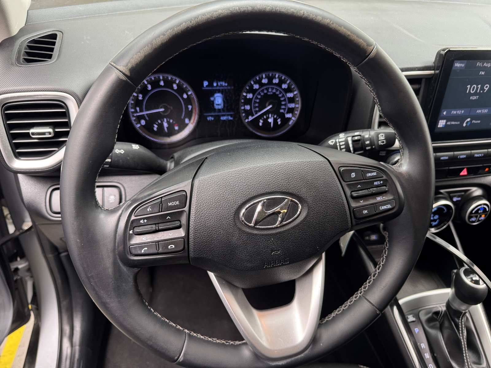 Thumbnail: 2022 Hyundai Venue - 5