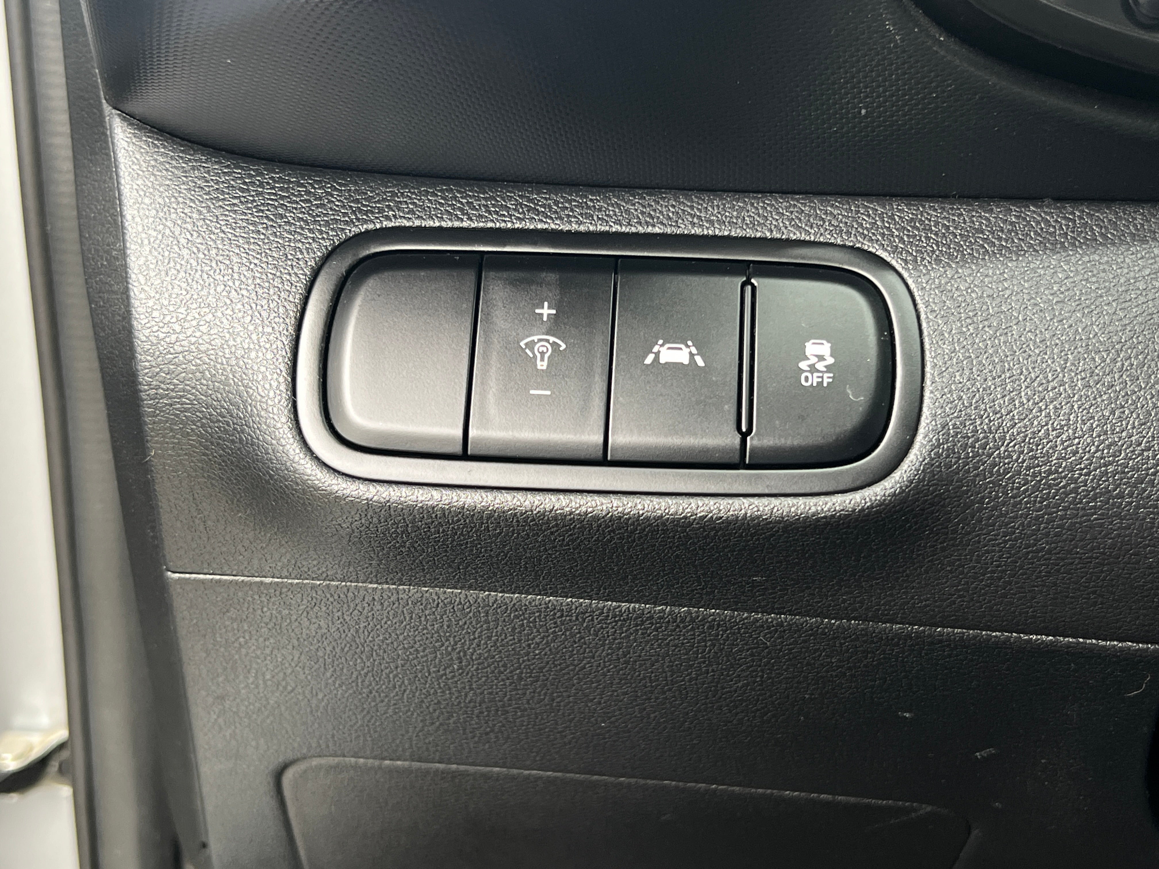KMHRC8A36NU160465