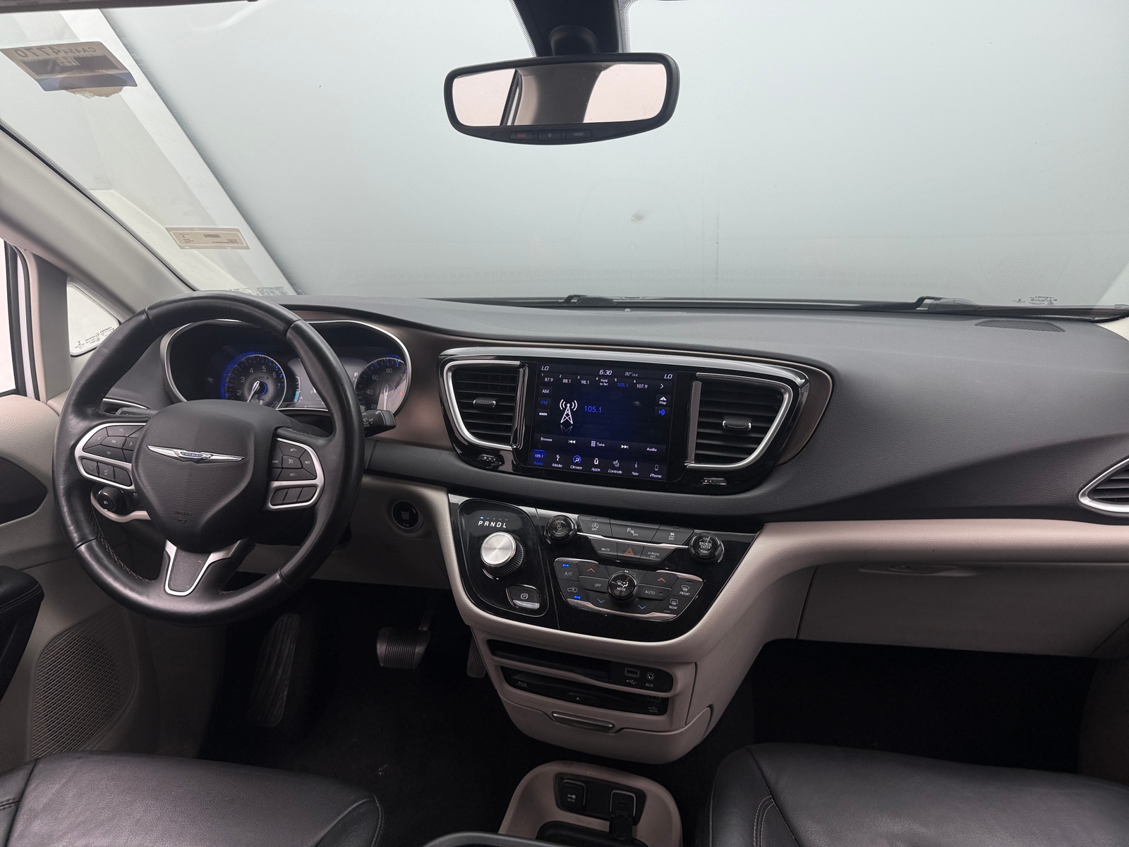 Thumbnail: 2018 Chrysler Pacifica - 2