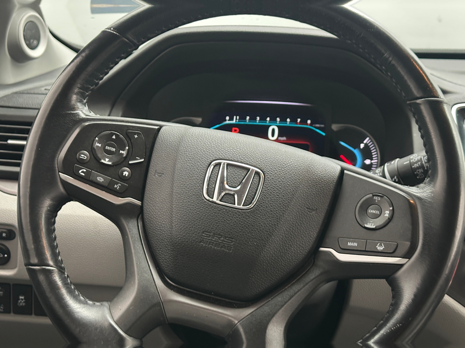 Thumbnail: 2019 Honda Pilot - 4