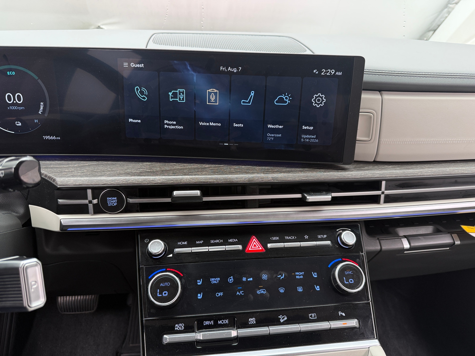 Thumbnail: 2025 Hyundai Santa Fe - 3