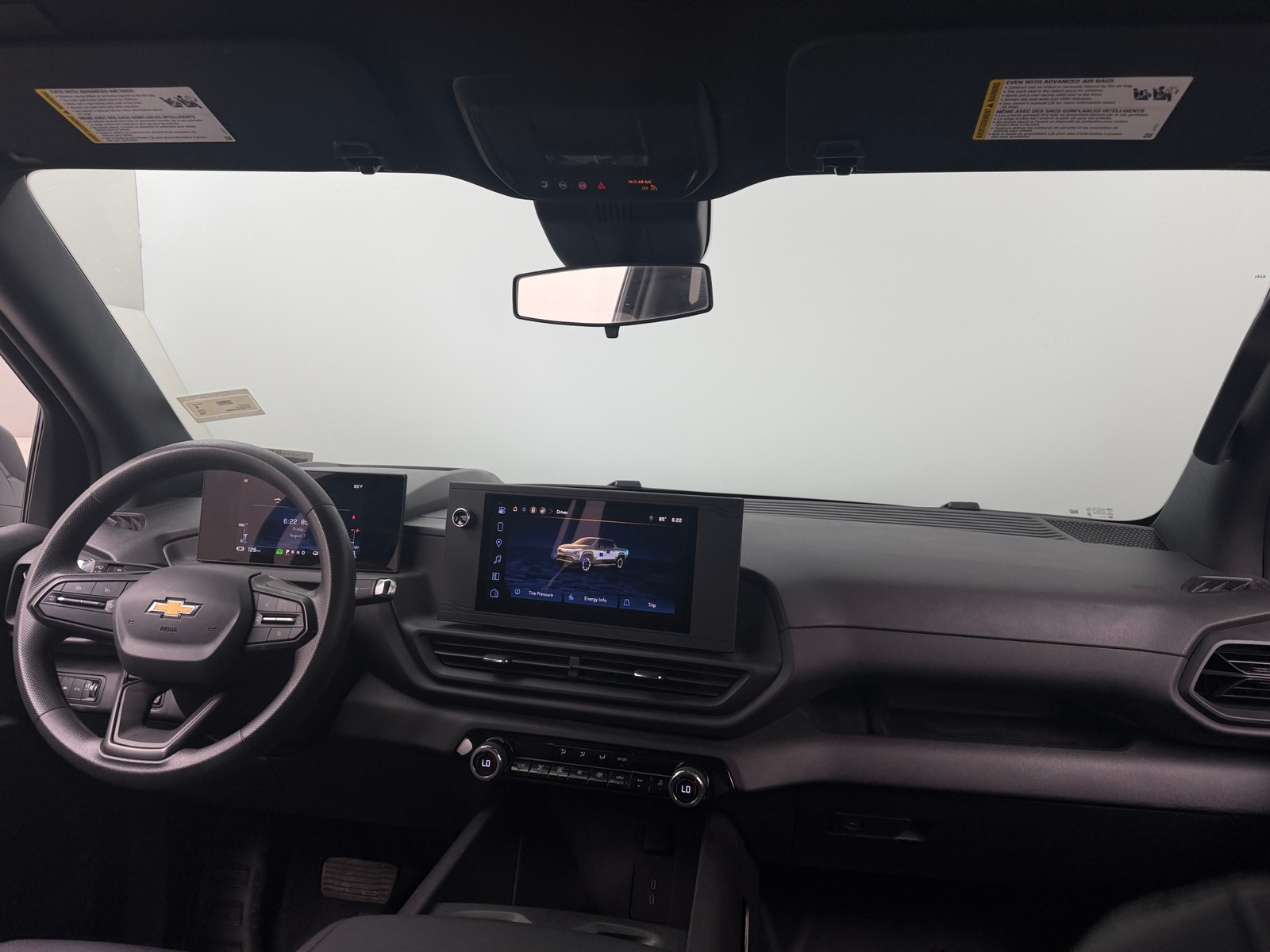 Thumbnail: 2024 Chevrolet Silverado EV - 2